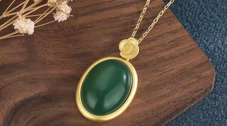 Auspicious Green Jade Pendant- Feng Shui Gallery