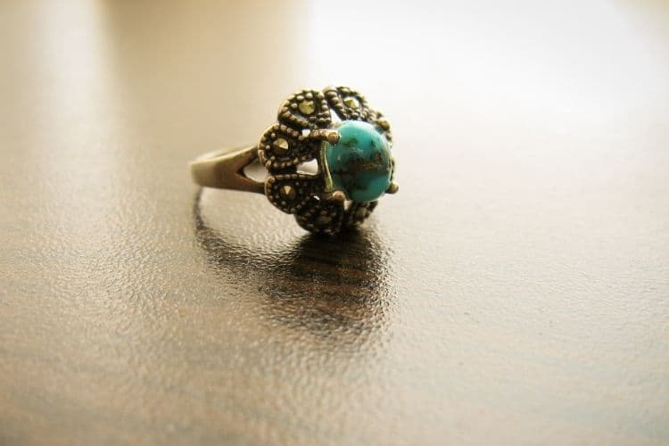 How do I Buy a Turquoise Ring